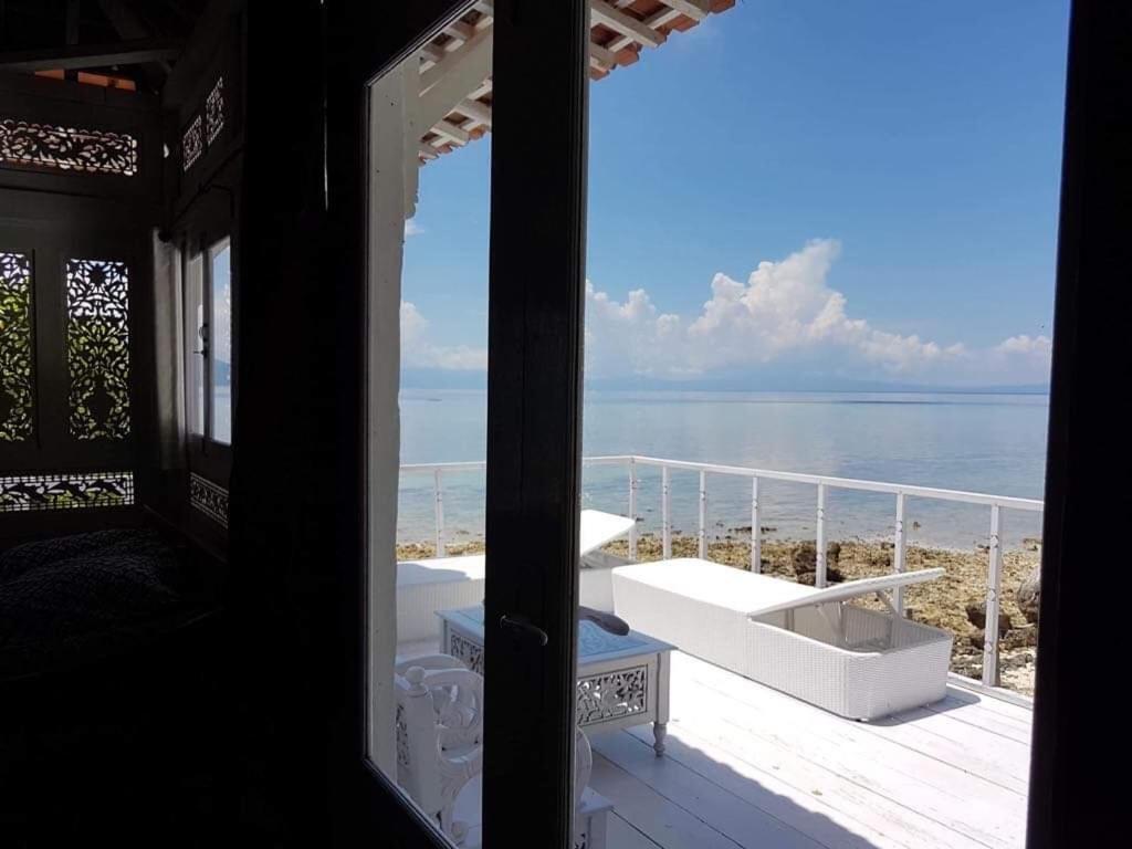 Eco Dive Resort Alycastre Maumere Bagian luar foto